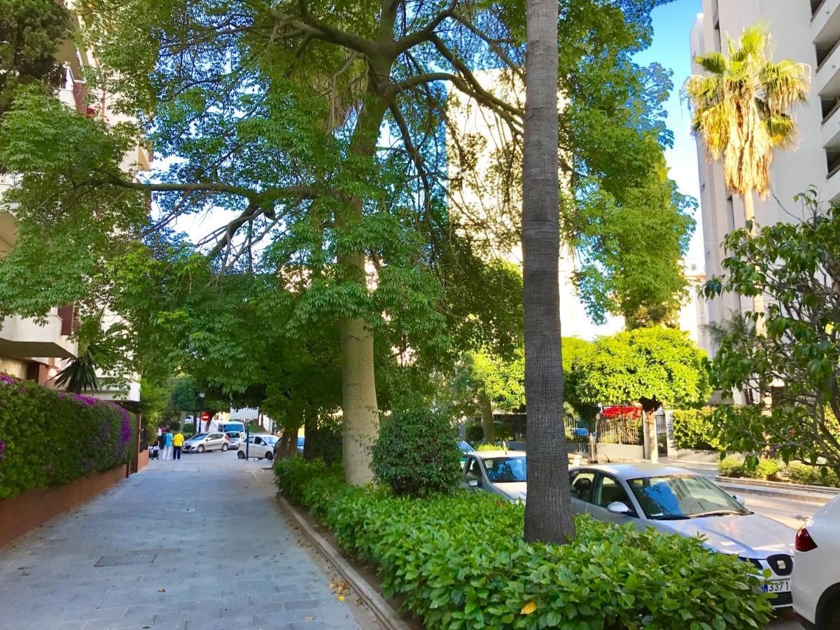Neptuno Marbella Apartment Luaran gambar